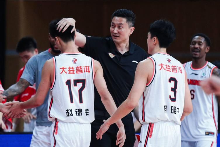 今日NBA重要伤停08:30 太阳 VS 猛龙杜兰特：出战格雷森-阿伦、利特尔、比尔、达米恩-李 ：缺席科洛克：缺席09:00 爵士 VS 灰熊奥利尼克、克拉克森：可能出战邓恩、马尔卡宁：缺席拉拉维亚、蒂尔曼、肯纳德、斯马特、亚当斯、莫兰特、布兰登-克拉克：缺席09:00 76人 VS 鹈鹕豪斯、乌布雷：缺席麦科勒姆、：出战南斯、马特-里安、特雷-墨菲：缺席10:00 火箭 VS 掘金范弗利特、泰特、阿门-汤普森、奥拉迪波：缺席约基奇、阿隆-戈登、贾马尔-穆雷：出场成疑弗拉特科-坎卡：缺席11:00 快船 VS 国王梅森-普拉姆利、波士顿：缺席基根-穆雷：出场成疑莱恩：缺席专家推荐【周教练】足球12中9 带来11月30日早间9:30哥伦甲 卡利体育会 VS 托利马【易球胜】足球5中4 带来11月30日早间09:06墨联 利昂 VS 墨西哥美洲队【朱立宇】篮球10连红 带来11月30日早间10:00NBA 火箭 VS 掘金；11:00NBA 快船 VS 国王今日热点赛事今日上午10:00，NBA 火箭 VS 掘金；快船 VS国王，朱立宇（10连红），早间08:30NBA 太阳 VS 猛龙，王岳（7中6）等专家将带来精彩解析，敬请关注！